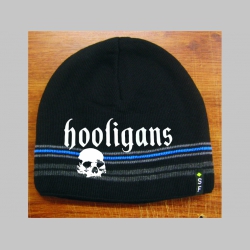 Hooligans čierna pleten&aacute; čiapka stredne hrub&aacute; vo vn&uacute;tri naviac zateplen&aacute;, univerz&aacute;lna veľkosť, materi&aacute;lov&eacute; zloženie 100% akryl